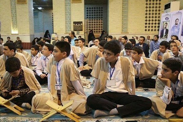 37 هزار دانش آموزسوم ابتدایی هرمزگان قرآن خوانی یاد گرفتند