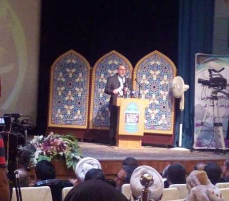 وزیر فرهنگ و ارشاد اسلامی: جامعه بیش از اقتصاد به اخلاق نیاز دارد
