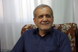 تجدید میثاق مسعود پزشکیان رئیس جمهور منتخب، با آرمان های حضرت امام خمینی (س) -2