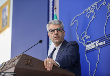 سخنگوی وزارت خارجه: تعیین مسقط به عنوان محل برگزاری دور دوم مذاکرات غیرمستقیم ایران و آمریکا، با نظر عمان بود؛ این تجدیدنظر ناشی از مباحث پشتیبانی و هماهنگی بود