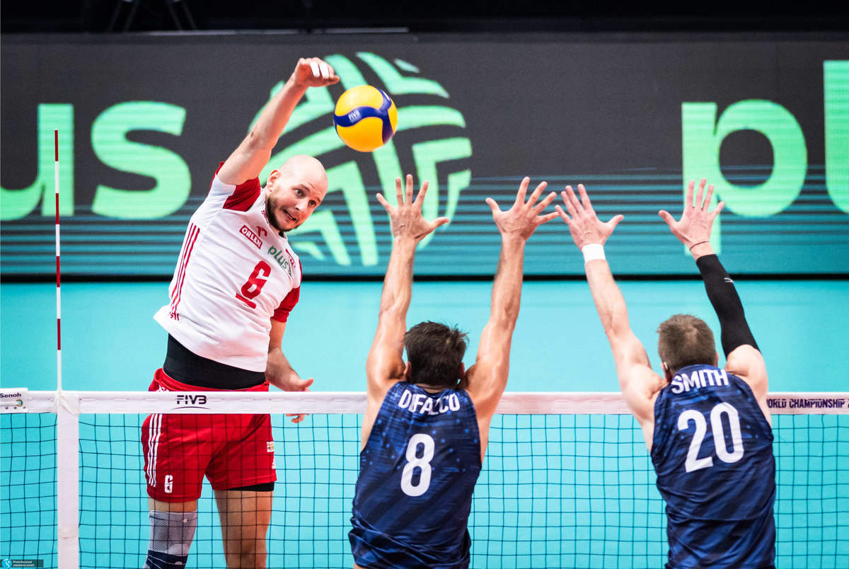 والیبال قهرمانی جهان| لهستان با قدرت تماشاگرانش فاتح نبرد جذاب با آمریکا