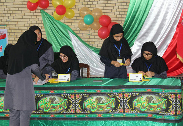 انتخابات شوراهای دانش آموزی در6 هزار مدرسه استان برگزار شد