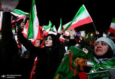 بعثت مردم ایران در بعثت زنان ایرانی