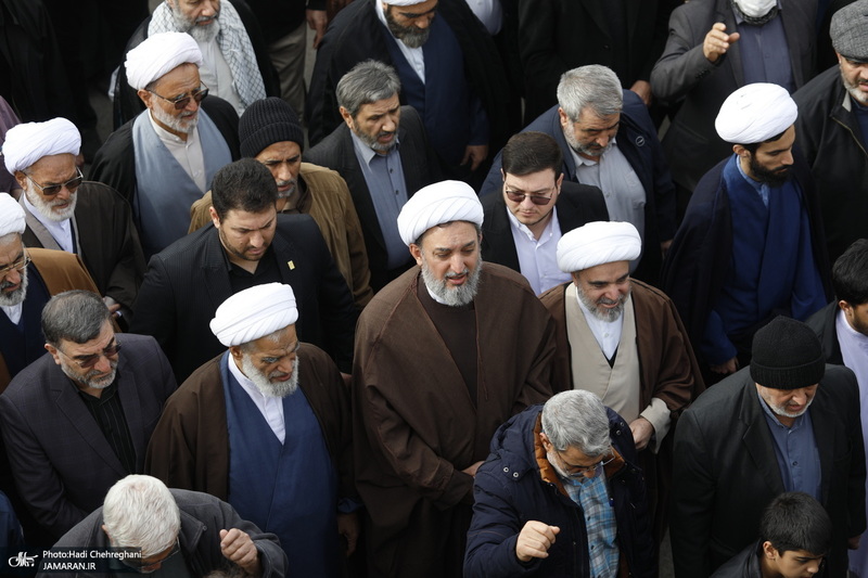 راهپیمایی نمازگزاران قمی‎ در محکومیت جنایت تروریستی کرمان