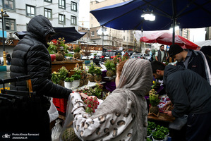 ساعات پايانی سال ۱۴۰۴ در میدان تجریش