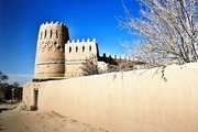 حصار برج قلعه تاریخی رشکوییه تفت فرو ریخت