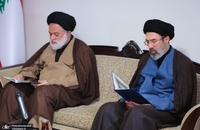 حضور فرزندان حضرت آیت‌الله خامنه‌ای در دفتر حزب‌الله لبنان به منظور ابلاغ پیام رهبر انقلاب (8)