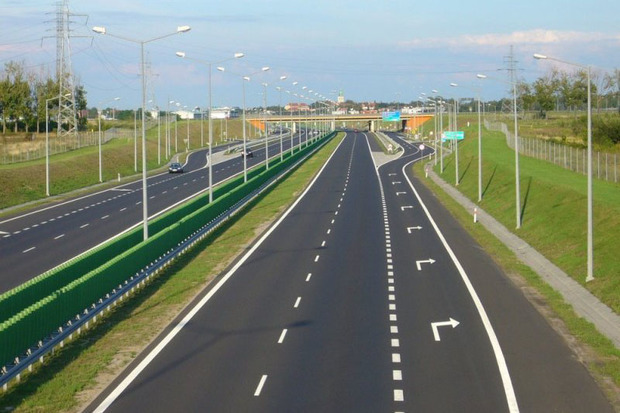 670 کیلومتر آزادراه و بزرگراه در استان مرکزی ایجاد شد