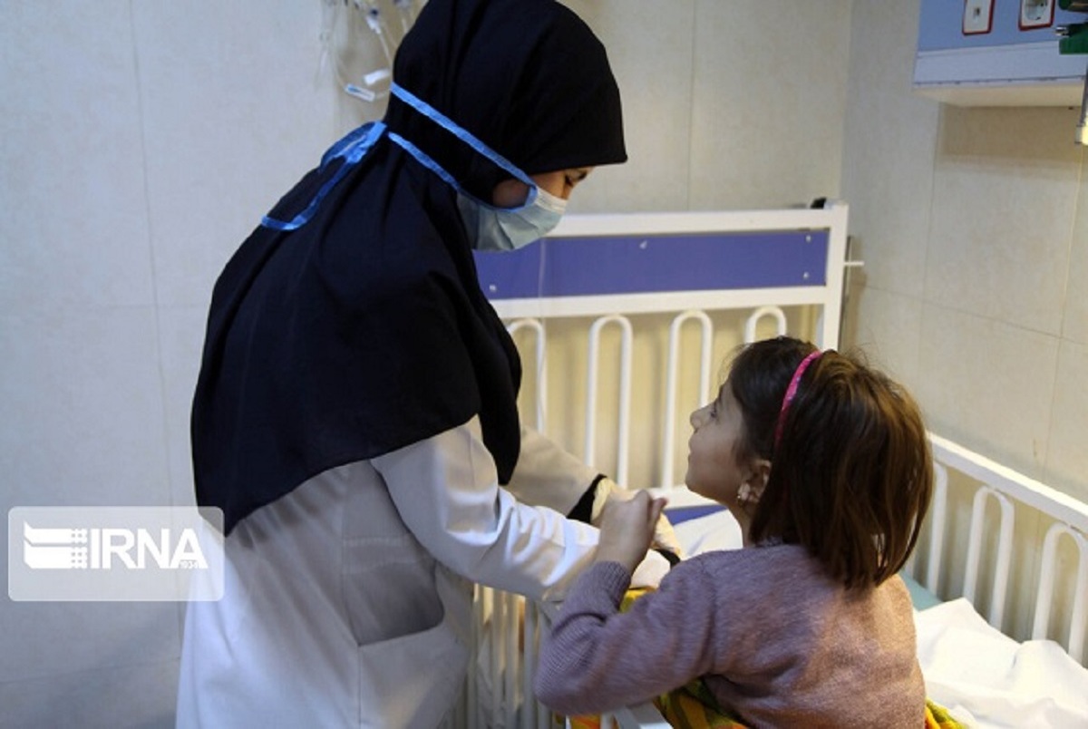 جنگ کودکان ایرانی با سرطان/ قیمت داروها از 2 تا 70 میلیون تومان است/ هزینه یک‌هفته درمان این کودکان، 8 میلیون تومان می شود/ بعضی خانواده ها پول رفتن به بیمارستان را هم ندارند