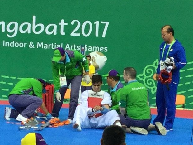 وحیدی مصدوم شد و باخت
