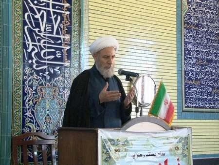 ملت ایران شایسته مسئولان انقلابی است