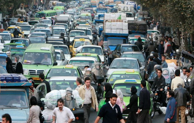 معاون شهردار تهران: باید با کار علمی در راه حل بحران ترافیک قدم برداشت