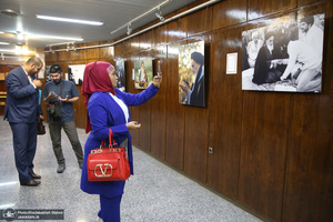 بازدید مشاور رسانه ای رئیس جمهور کشور کنگواز بیت امام خمینی (س) در چماران