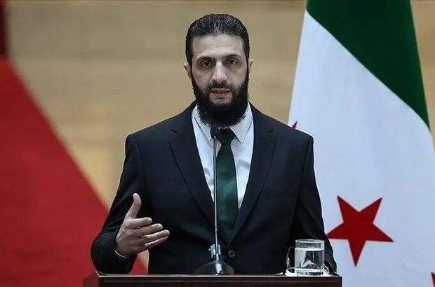 احمد الشرع: مشارکت در حکومت بدون سهمیه بندی انجام می‌شود/ ما در 60 سال گذشته در انزوای بزرگی زندگی می کردیم/ اکنون رفع تحریم های آمریکا به بهبود وضعیت اقتصادی کمک خواهد کرد