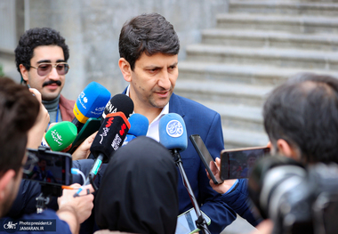 وزیر ارتباطات به جماران خبر داد: تأکید ویژه و پیگیری مرتب رئیس جمهور روی موضوع رفع فیلترینگ/ دنبال می‌کنیم