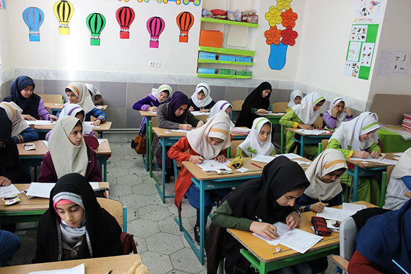 تحصیل 6 هزار و 700 دانش‌آموز دیر آموز در مدارس عادی دوره ابتدایی استان