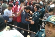هواداران نساجی با تدابیر شدید امنیتی وارد ورزشگاه شدند+عکس