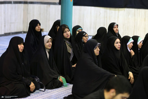 عصر شعر و محفل ادبی ( طبیب جان ) در حسینیه جماران