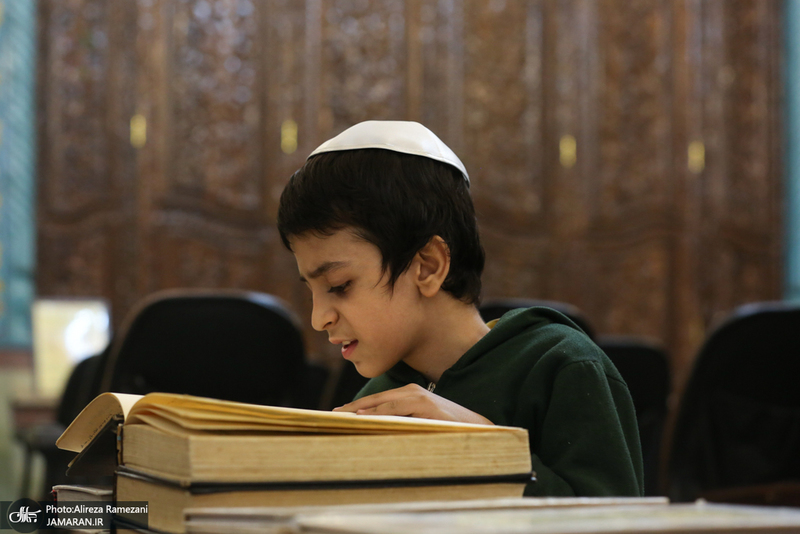 مراسم بزرگداشت رهبر شهيد در كنسيه يوسف آباد