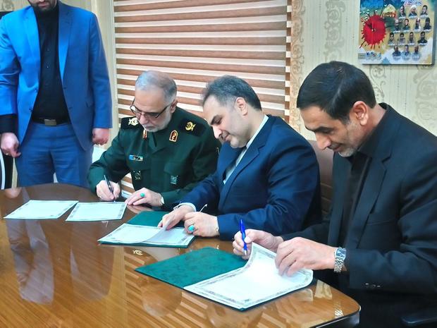 دانشگاه آزاد کرمانشاه با سپاه نبی اکرم تفاهم نامه همکاری امضا کردند