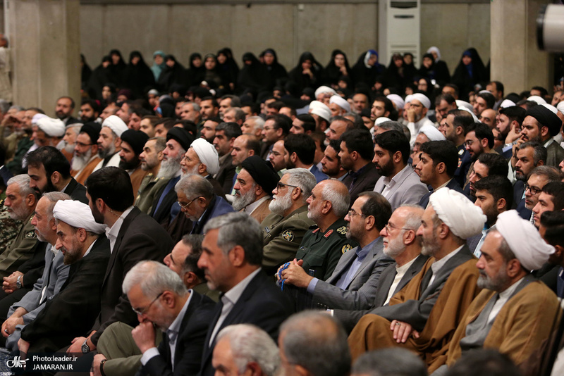 دیدار مسئولان نظام و میهمانان کنفرانس وحدت اسلامى‌ با رهبر معظم انقلاب