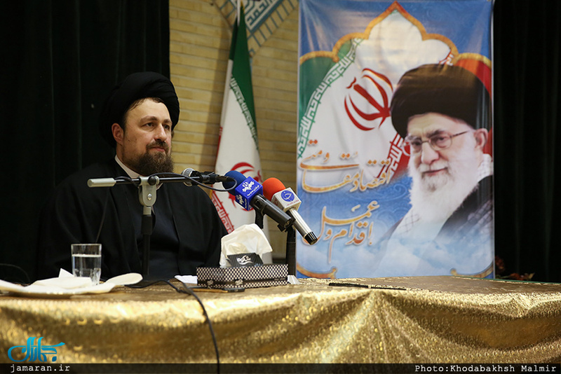 نشست بررسی «جایگاه اخلاق در ساحت های تربیت دانش آموزی با نگاهی به اندیشه تربیتی حضرت امام»
