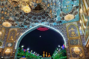 حال و هوای شب میلاد امام رضا (ع) در حرم مطهر امام حسین(ع)