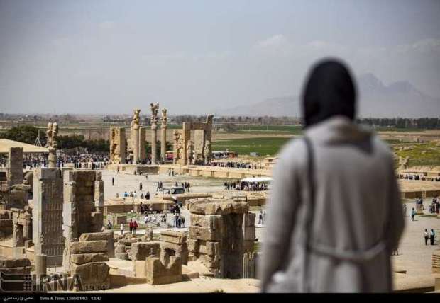 443 هزار نفر از اماکن تاریخی و فرهنگی فارس بازدید کردند