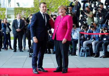 فرش قرمز برای ضدپوپولیست ها/ آیا تابوی اصلاحات شکسته می شود؟

