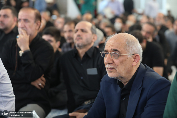 حسین علایی: هدف آمریکا از گسیل کشتی‌های جنگی به سوی ایران، تسلیم کردن کشورمان در حوزه هسته‌ای است/ هدف دیگر آمریکا، روحیه دادن به عوامل اسرائیل در داخل ایران است