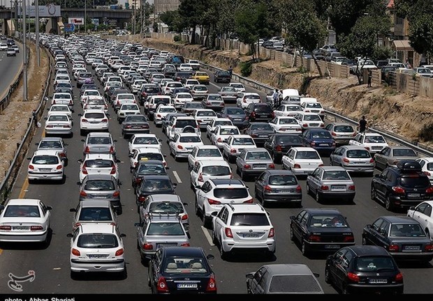 آماده‌باش ۸۷ اکیپ پلیس راه در استان قزوین ترافیک در آزادراه‌های استان نیمه‌سنگین است