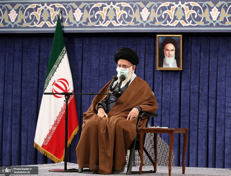 دیدار جمعی از پرستاران و خانواده‌ شهدای مدافع سلامت با رهبر معظم انقلاب