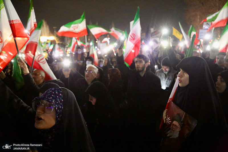 تجمع مردمی در میدان تجریش تهران