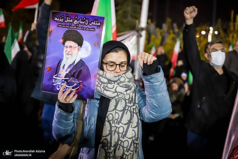 چهل و یکمین شب اجتماع پر شور مردم در شهرک ولیعصر (عج)