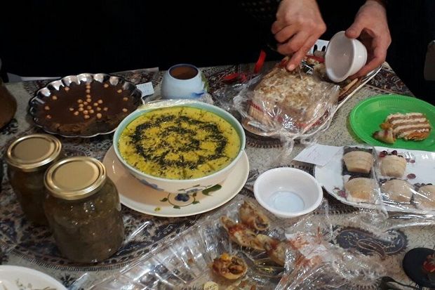 جشنواره غداهای محلی در شهر ربط سردشت برگزار شد