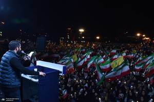 پنجاه و هشتمین اجتماع پر شور مردم در میدان انقلاب