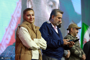 اجتماع پرشور مردم و هنرمندان در باغ فردوس