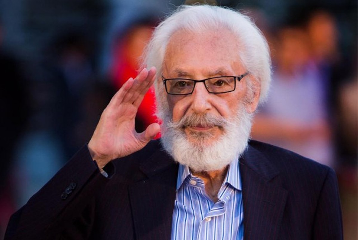 حرف های جالب "کمال‌الملک" سینمای ایران در شب تولد 84 سالگی اش+ فیلم