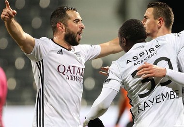 شارلوا در دیداری خارج از خانه مغلوب یوپن شد
