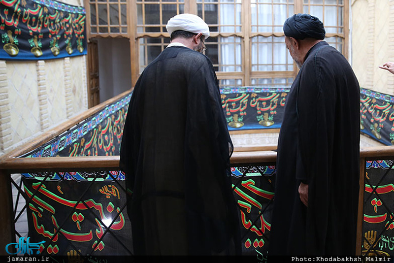 بازدید حجت الاسلام و المسلمین سید محمود دعایی از بیت امام در نجف