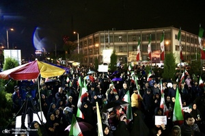 پنجاه و‌ یکمین اجتماع پر شور مردم در میدان شهدا