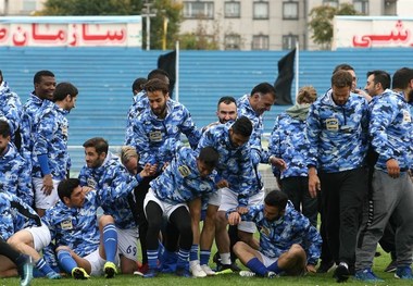 حرف های شفر با بازیکنان و تمرین اختصاصی آقاخان