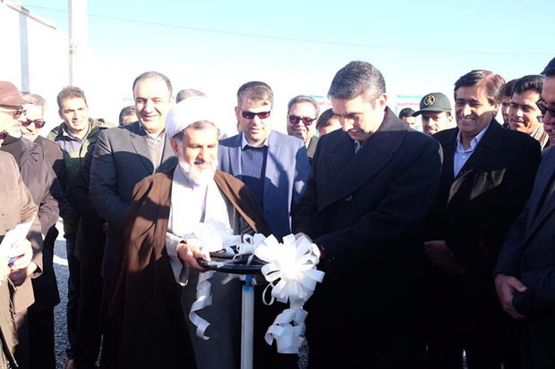 برق رسانی مناطق محروم به برکت انقلاب اسلامی حاصل شده است