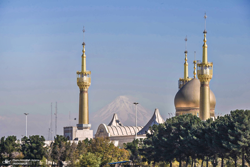تصاویری از حرم امام خمینی در روز هوای پاک تهران