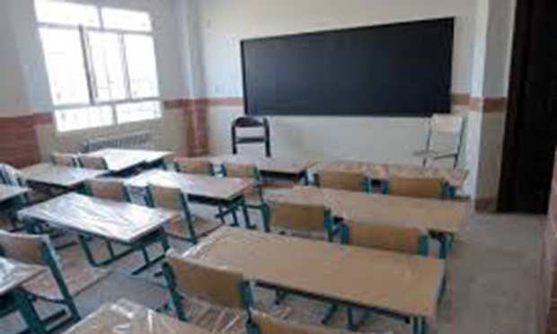 دفتر آیت الله سیستانی 10 مدرسه در شهرستان دلگان می سازد