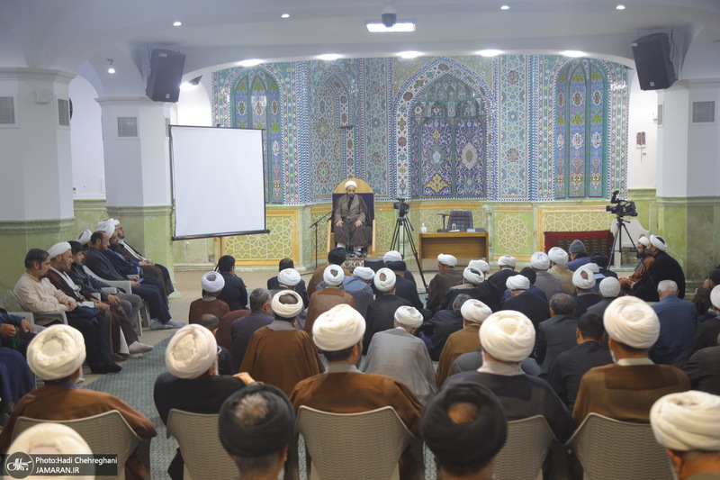 مراسم شب سالگرد شهادت امام صادق(ع) و بزرگداشت رهبر شهید انقلاب از سوی سید حسن خمینی