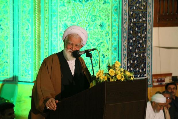 نظام جمهوری اسلامی در تقویت وحدت موفق عمل کرده است