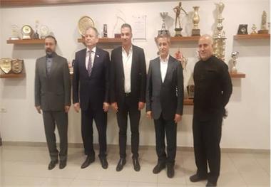  دیدار دبیرکل کمیته المپیک با رئیس کمیسیون فرهنگی ورزشی جوانان و توریسم مجلس دومای روسیه
