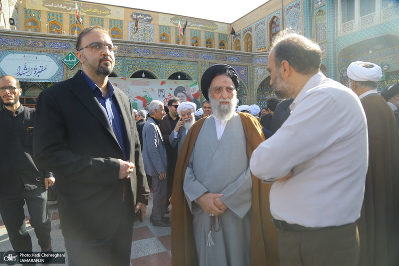 مراسم تشییع آیت الله موسوی تبریزی (ره)