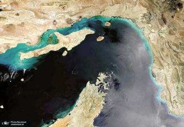 توقف عبور نفتکش‌ها از تنگه هرمز پس از تجاوز آمریکا-اسرائیل علیه ایران + عکس